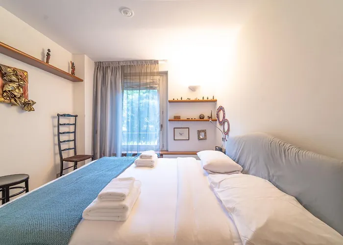 S29 Navigli - With Garage Apartman